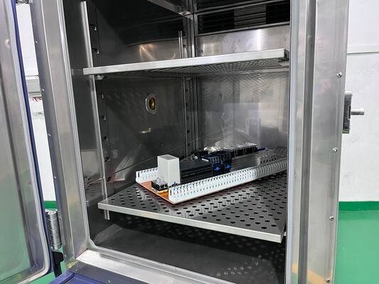 Liyi Konstante Temperatur- & Feuchtigkeitsklima für Schrank mit -70C~+150C Bereich 20%~98% Luftfeuchtigkeit Touchscreen-Controller
